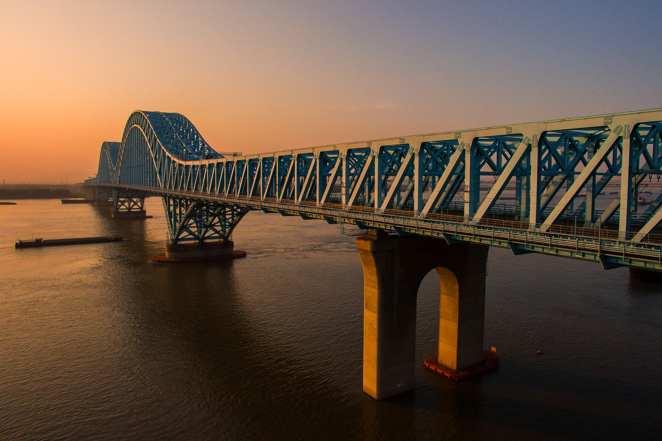 半柔性高強(qiáng)度瀝青道路灌 半柔性高強(qiáng)度瀝青道路灌
